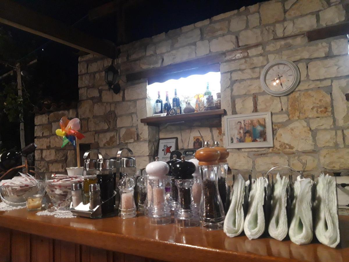 Guesthouse & Hostel Lorenc Berat Dış mekan fotoğraf